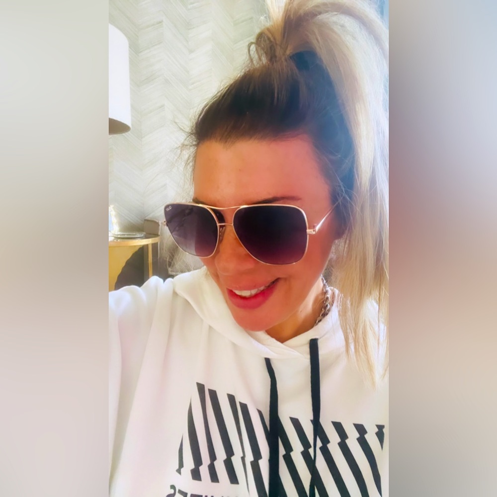 Quay Australia stop and stare oversized sunnies